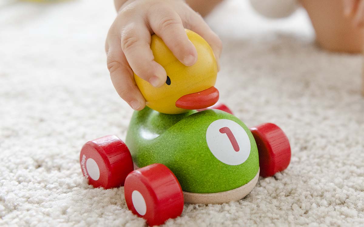 Brinquedos para bebê de 1 ano: quais os melhores? - Pedagogia começa em Casa