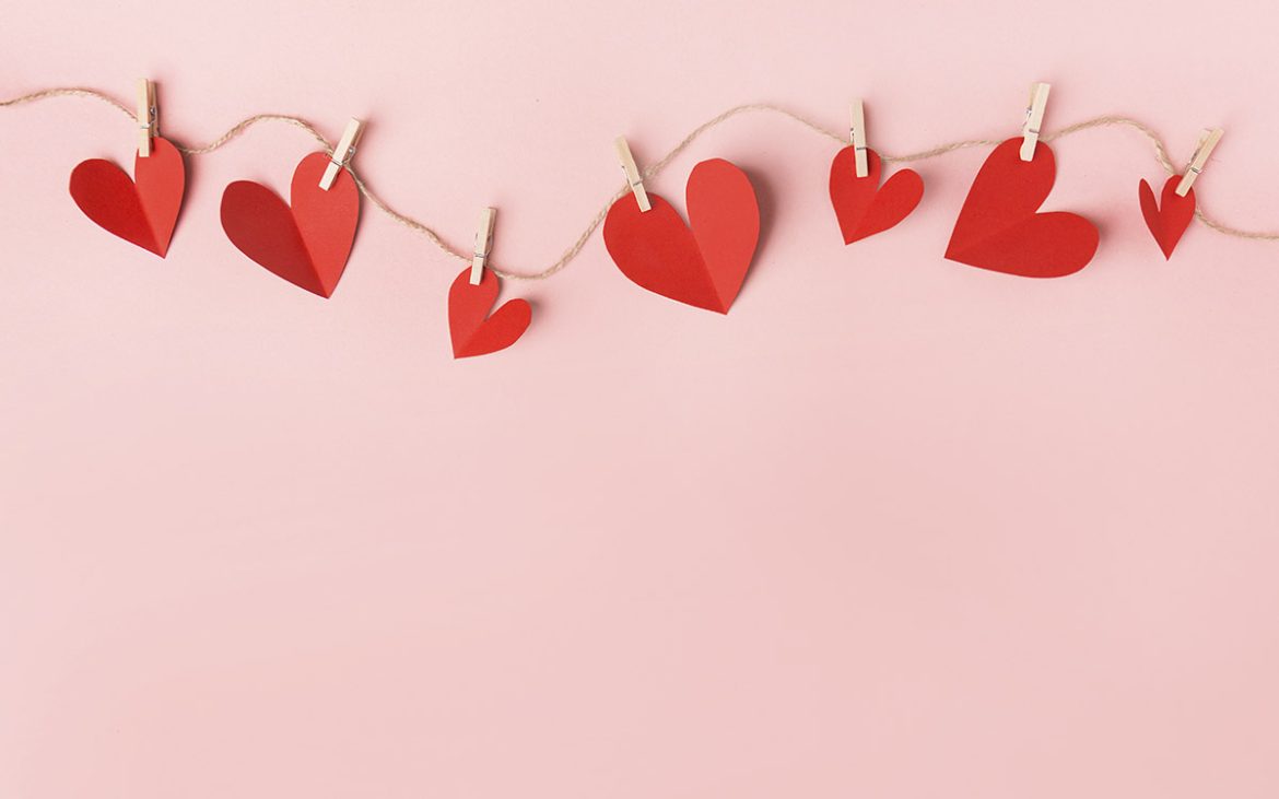 Vídeo. São Valentim: dia de celebrar o amor com mais ou menos criatividade