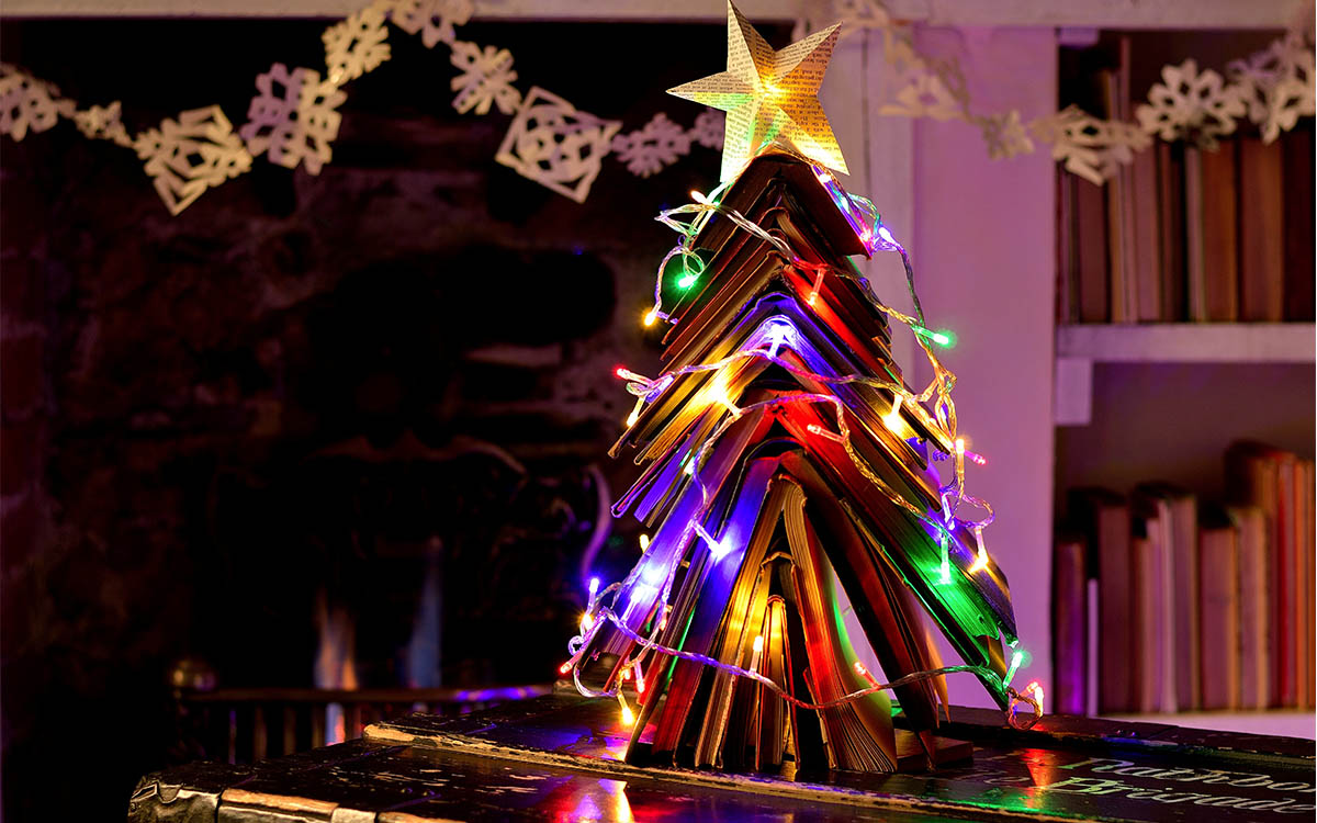 Árvore de Natal com material reciclado: um Natal mais criativo! |  KuantoKusta